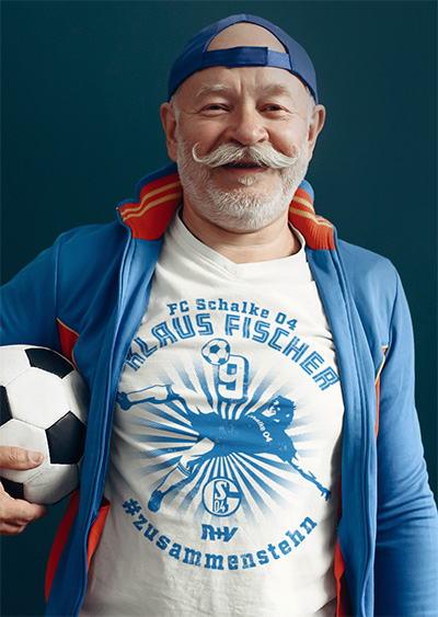 T-Shirt Design für Schalke Hilft mit RV Versicherung und Klaus Fischer